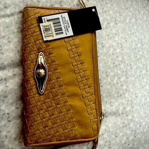 Elliott Lucca clutch wallet